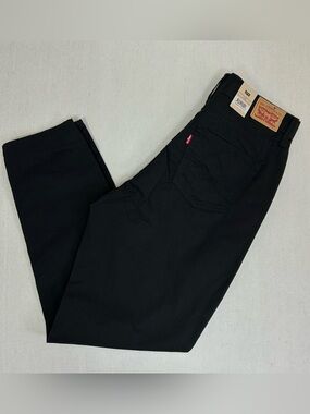 Levi's Women’s 80s Mom Black Straight-Leg Jeans